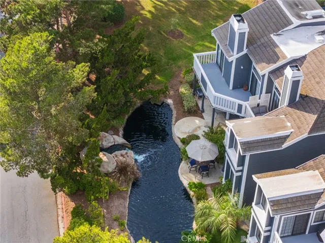 8122 Seawater, Huntington Beach, California 92646