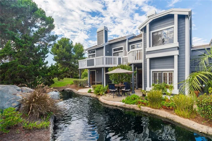 8122 Seawater, Huntington Beach, California 92646