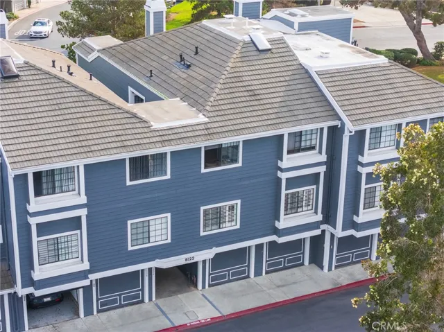 8122 Seawater, Huntington Beach, California 92646