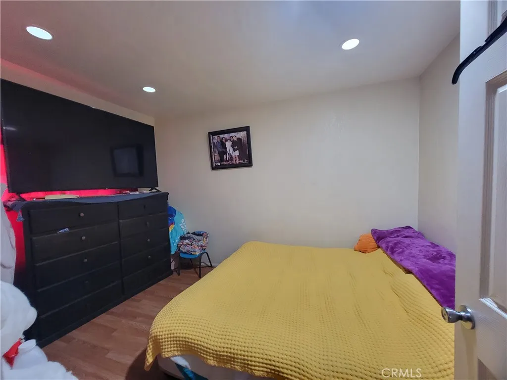 429 E 92nd, Los Angeles, California 90003 home-pic-15