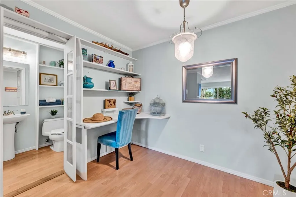 500 Cagney Lane 103, Newport Beach, California 92663 home-pic-14