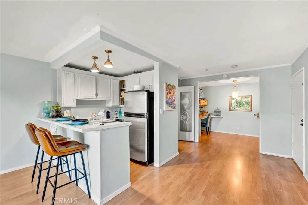 500 Cagney Lane 103, Newport Beach, California 92663 home-pic-11