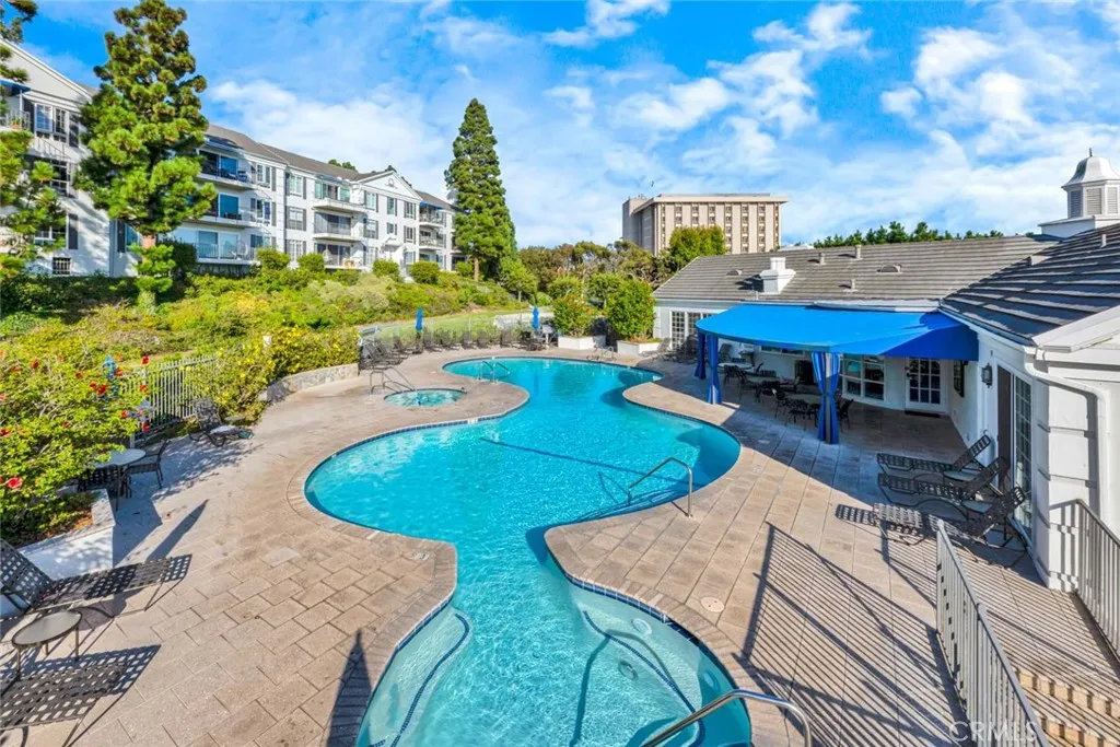 500 Cagney Lane 103, Newport Beach, California 92663 home-pic-20