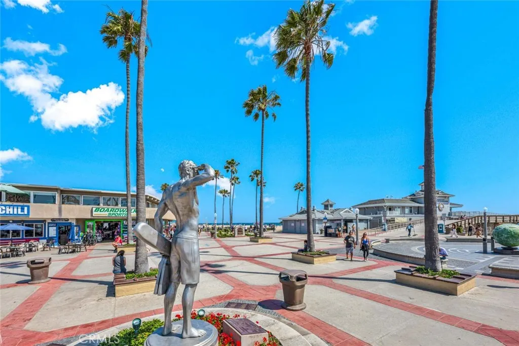 500 Cagney Lane 103, Newport Beach, California 92663 home-pic-27