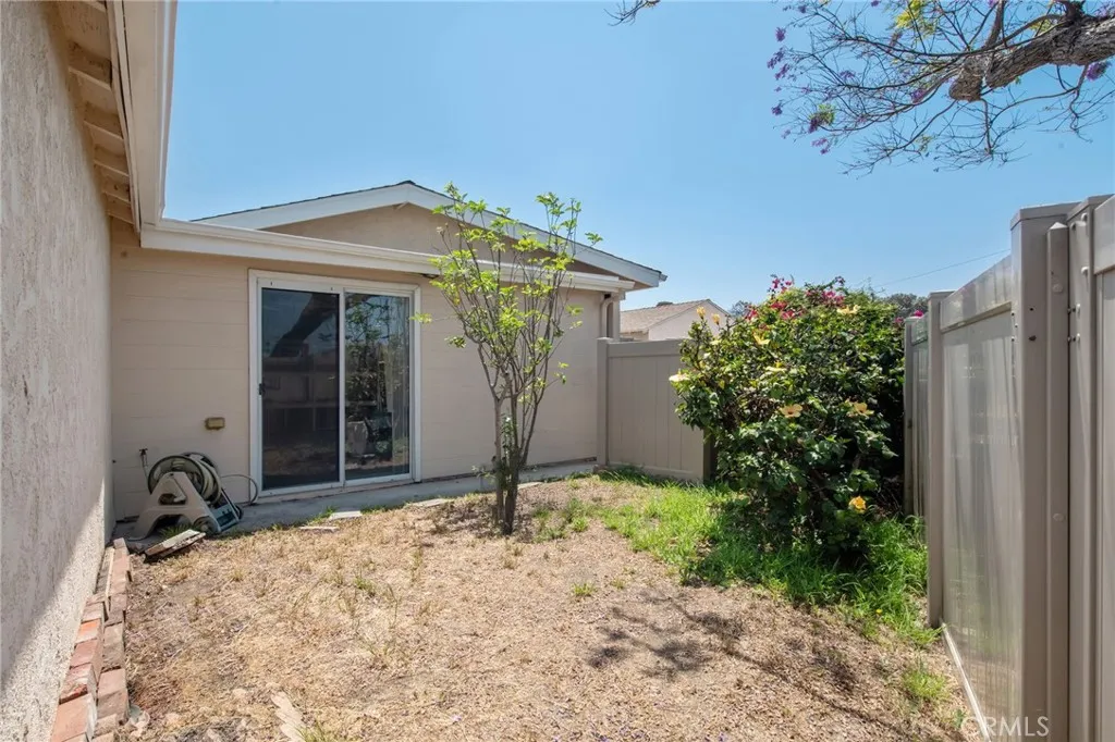 2824 W 156th Street W 2, Gardena, California 90249 home-pic-31