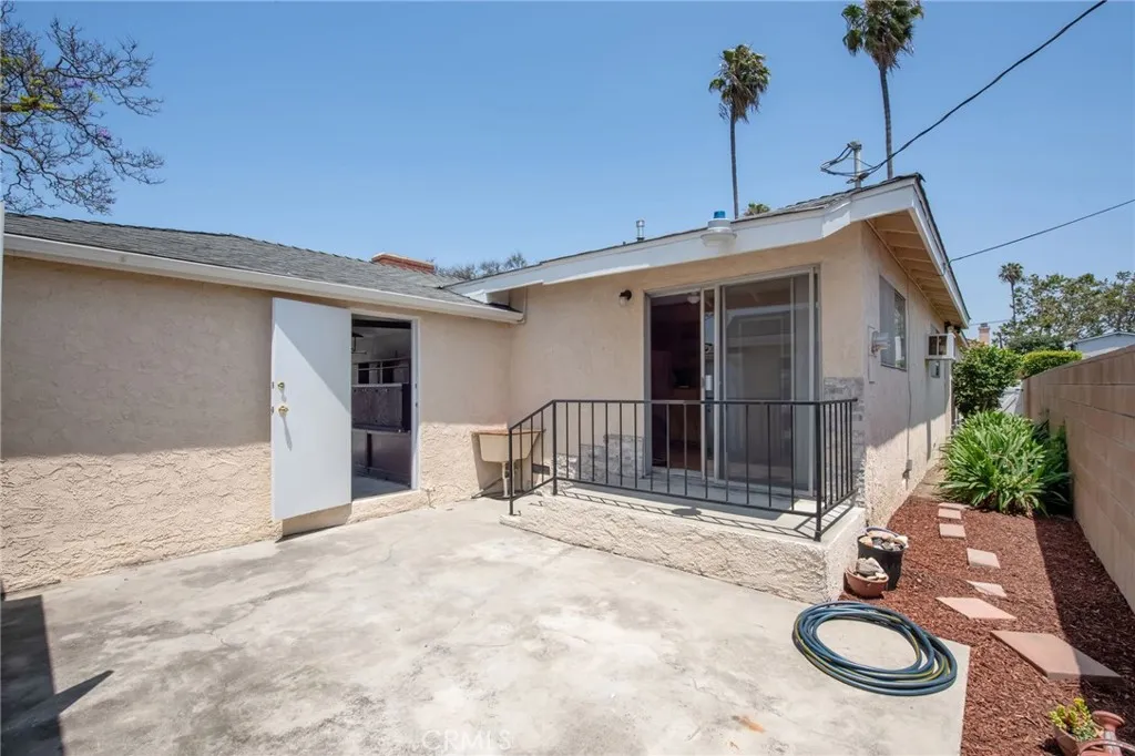 2824 W 156th Street W 2, Gardena, California 90249 home-pic-30