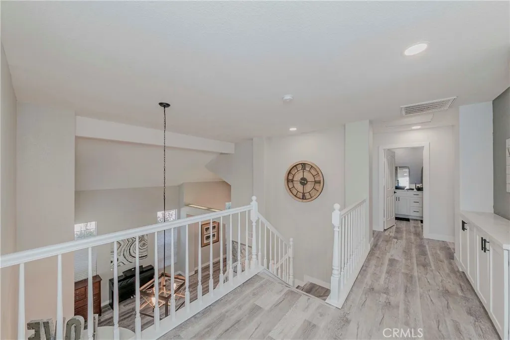 16396 High Bluff Court, Riverside, California 92503 home-pic-39