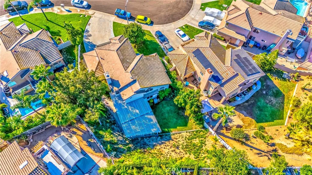 16396 High Bluff Court, Riverside, California 92503 home-pic-9
