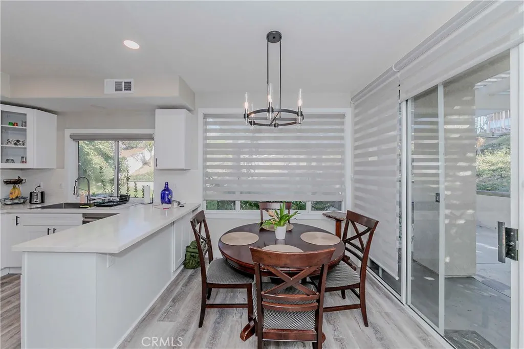 16396 High Bluff Court, Riverside, California 92503 home-pic-25