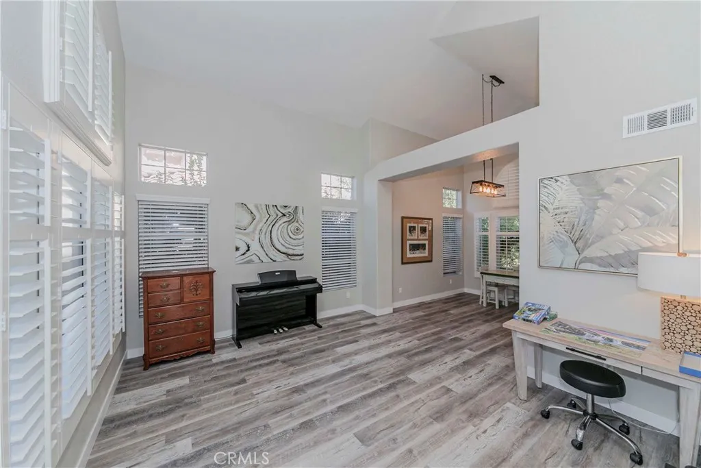 16396 High Bluff Court, Riverside, California 92503 home-pic-13