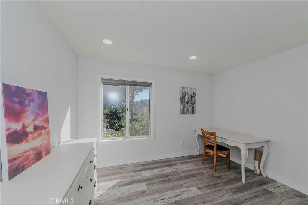 16396 High Bluff Court, Riverside, California 92503 home-pic-41