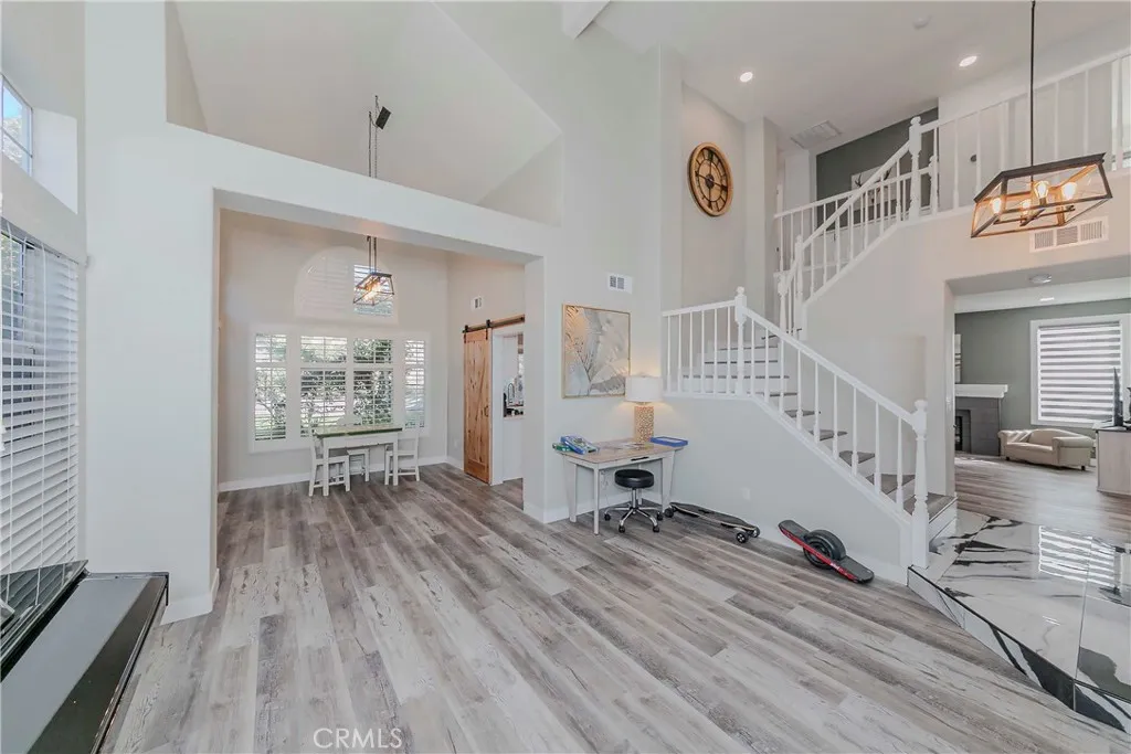 16396 High Bluff Court, Riverside, California 92503 home-pic-15