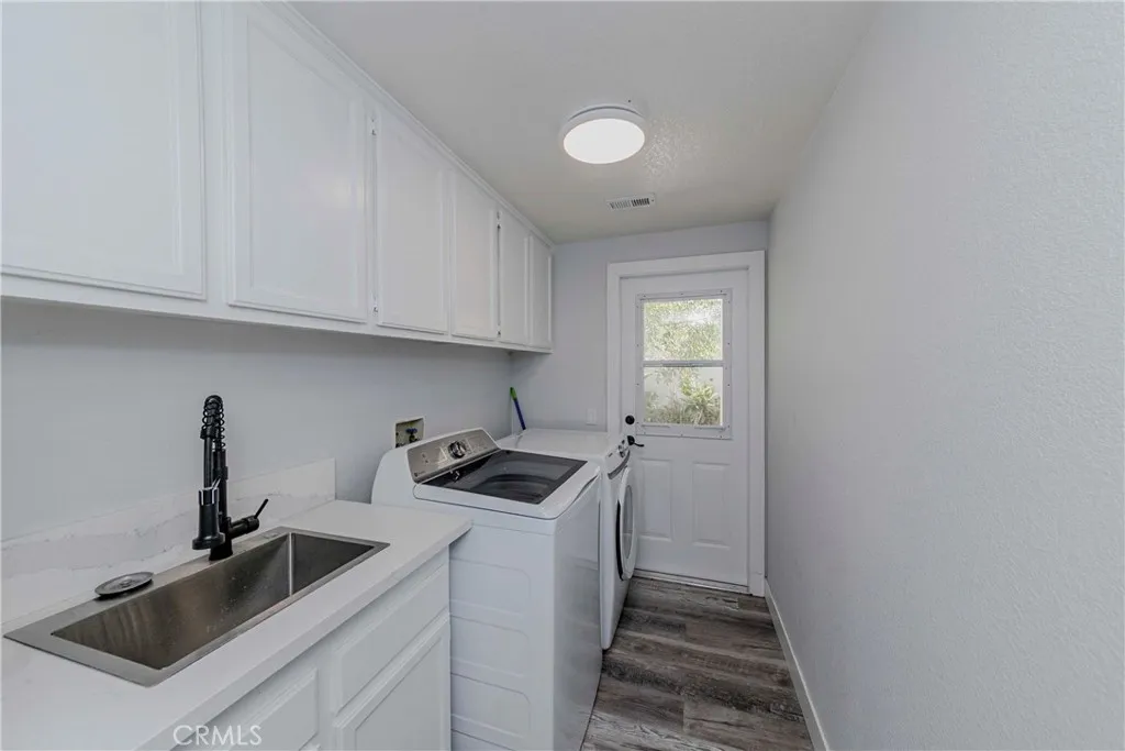 16396 High Bluff Court, Riverside, California 92503 home-pic-33