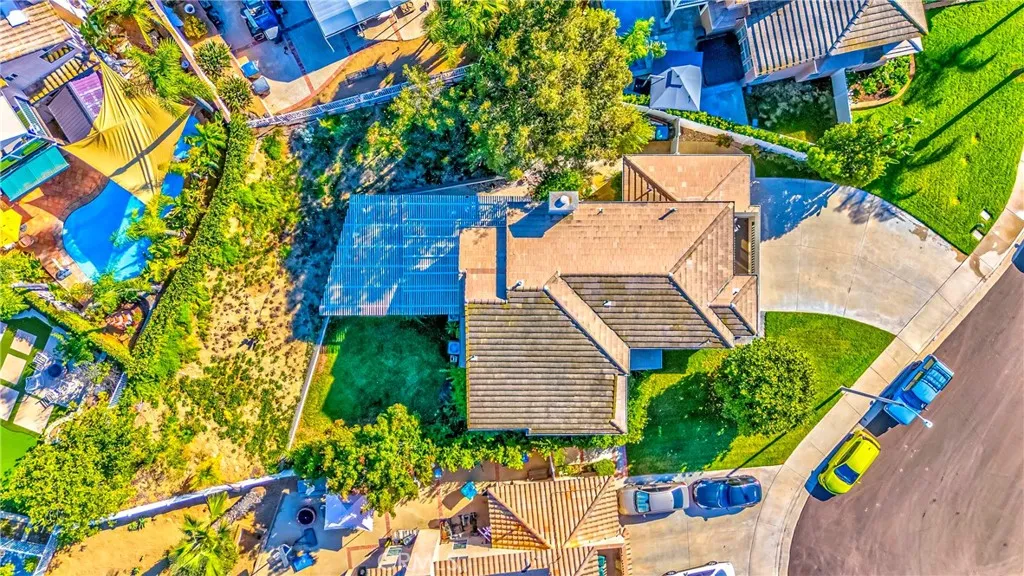 16396 High Bluff Court, Riverside, California 92503 home-pic-8