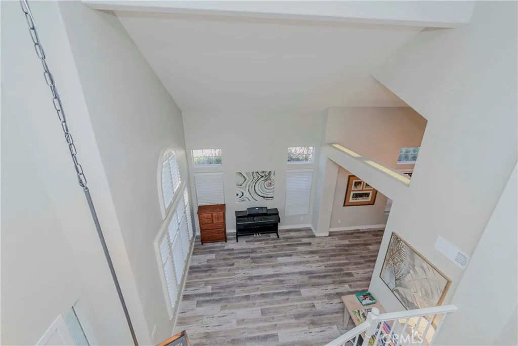 16396 High Bluff Court, Riverside, California 92503 home-pic-38