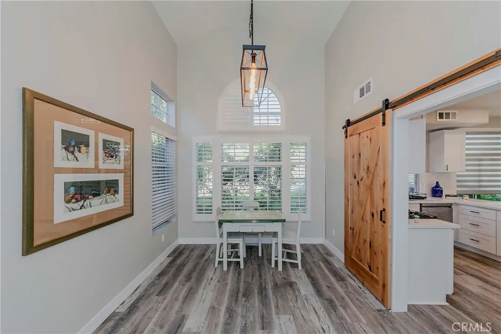 16396 High Bluff Court, Riverside, California 92503 home-pic-19