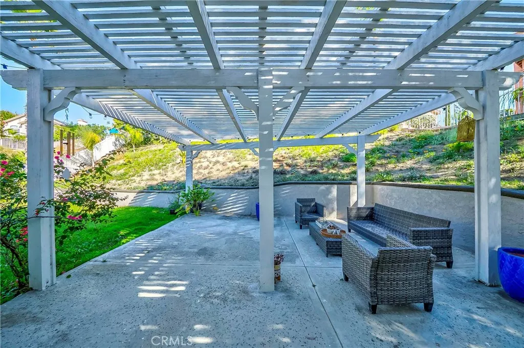 16396 High Bluff Court, Riverside, California 92503 home-pic-63