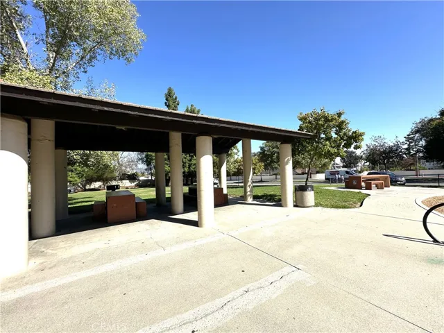 Park nearby