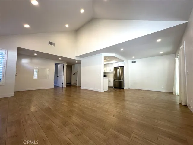 Living room with high ceiling