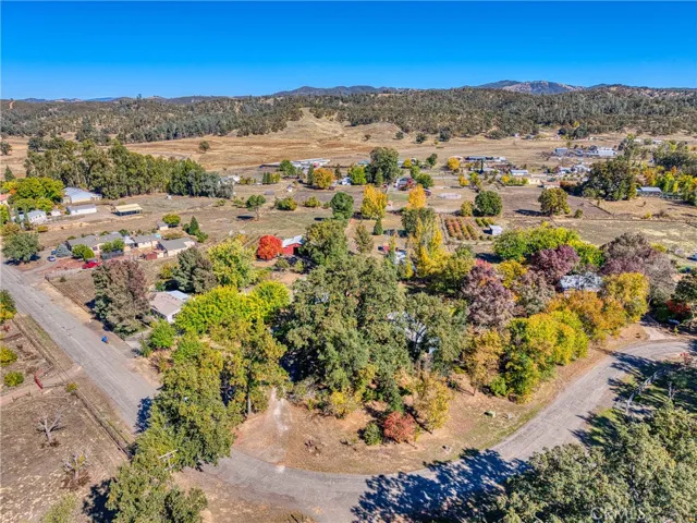 11694 Old Spruce Grove, Lower Lake, California 95457