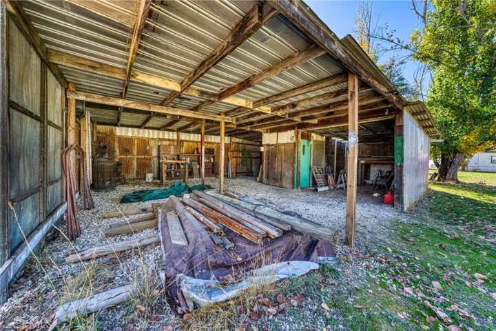 11694 Old Spruce Grove, Lower Lake, California 95457
