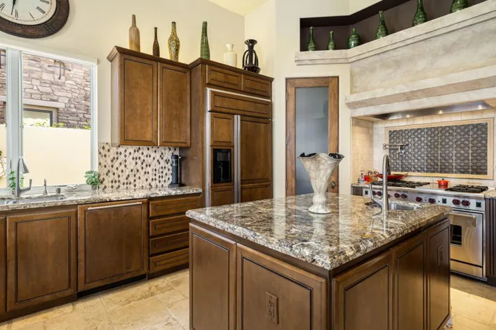 35-web-or-mls-KBCotona_OPMG_1025_034
