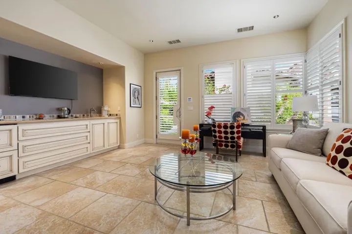 74-web-or-mls-KBCotona_OPMG_1025_073