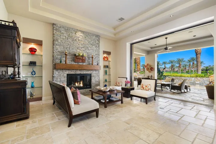 24-web-or-mls-KBCotona_OPMG_1025_023