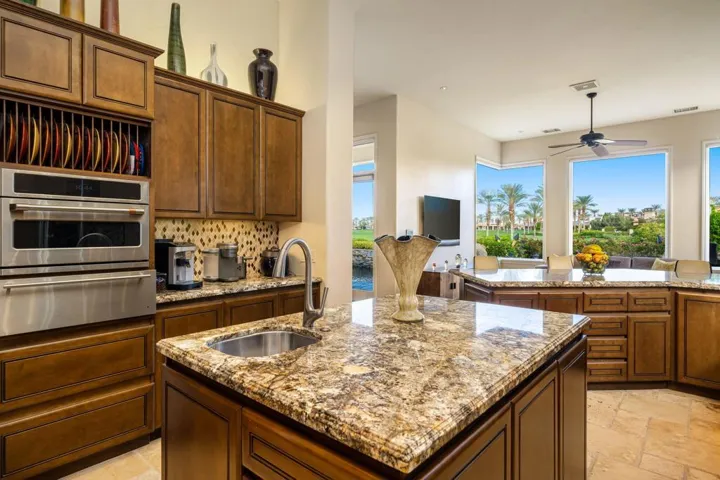 37-web-or-mls-KBCotona_OPMG_1025_036