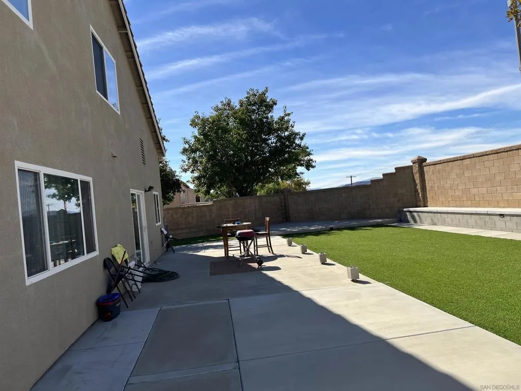 28454 Saddlecrest, Menifee, California 92585 home-pic-8