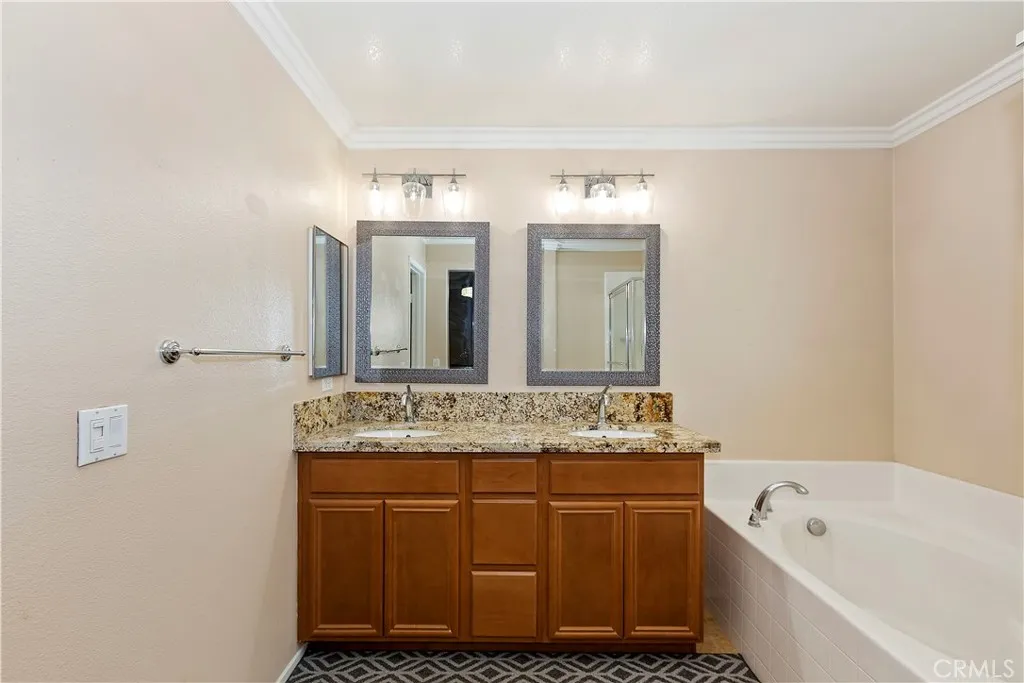 15723 Parkhouse Drive 97, Fontana, California 92336 home-pic-21