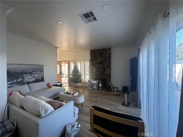 25626 Oak St Street 1/2, Lomita, California 90717