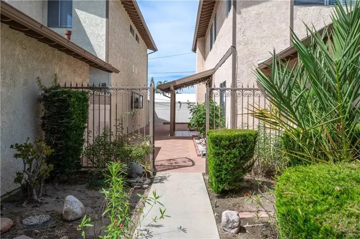 25626 Oak St Street 1/2, Lomita, California 90717