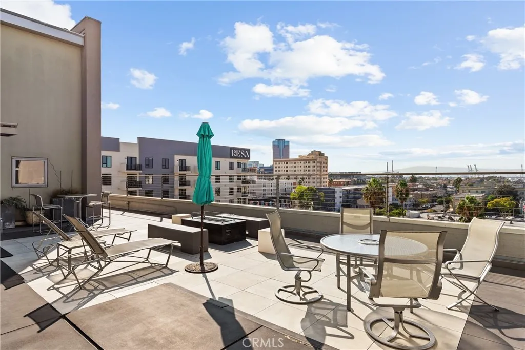 115 W 4th 203, Long Beach, California 90802 home-pic-8