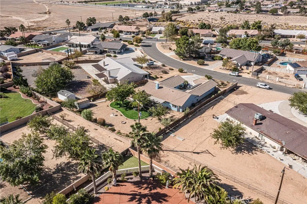 19809 Modoc, Apple Valley, California 92308 home-pic-60
