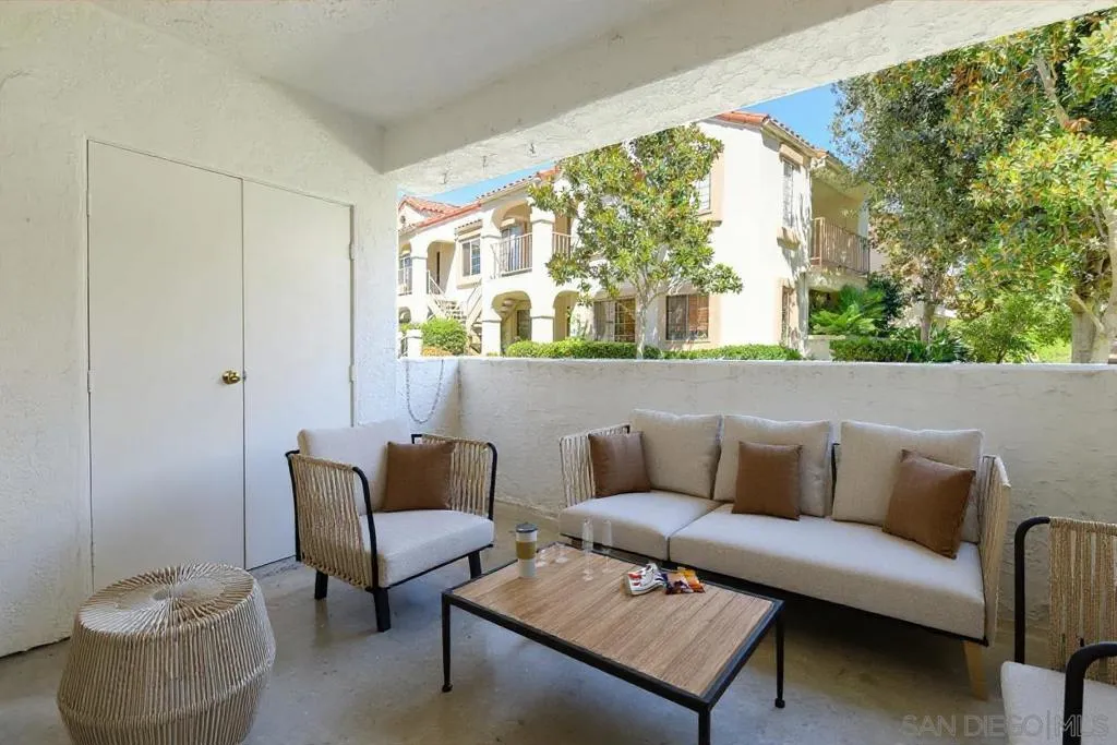 13076 Wimberly Square 47, San Diego, California 92128 home-pic-12