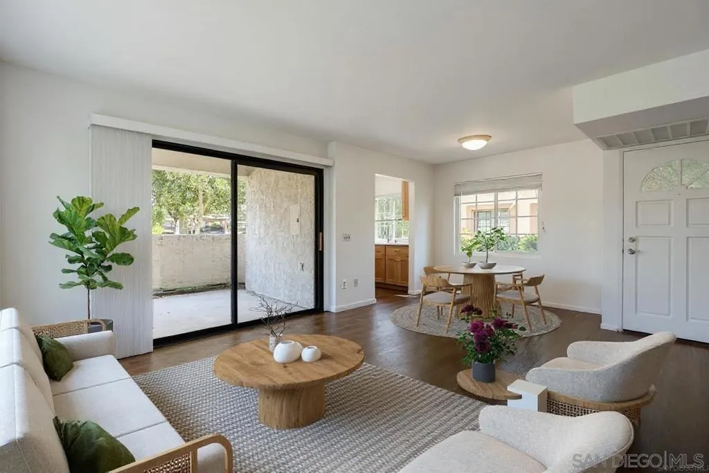 13076 Wimberly Square 47, San Diego, California 92128 home-pic-1