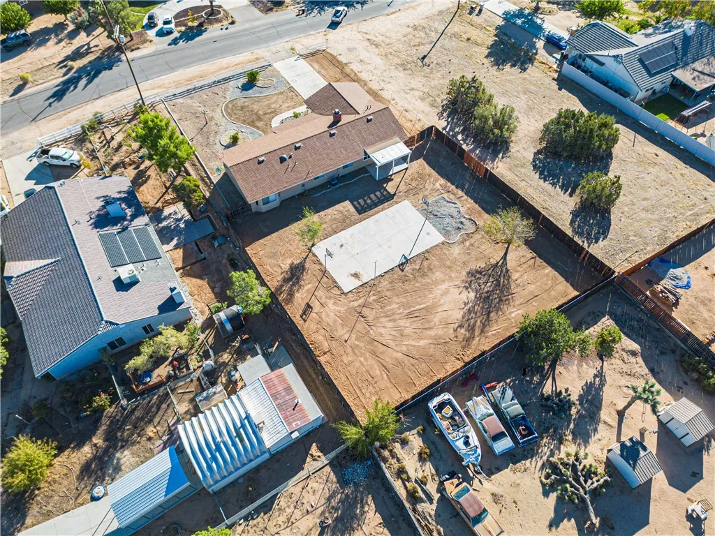 7426 Hastings, Hesperia, California 92345 home-pic-22