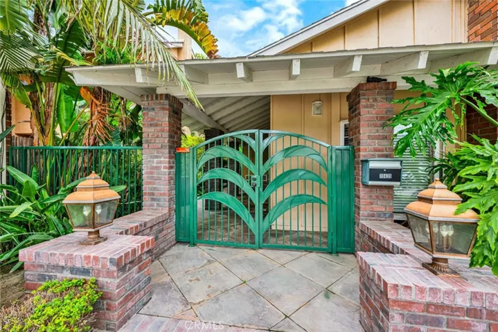 10439 Sioux River, Fountain Valley, California 92708