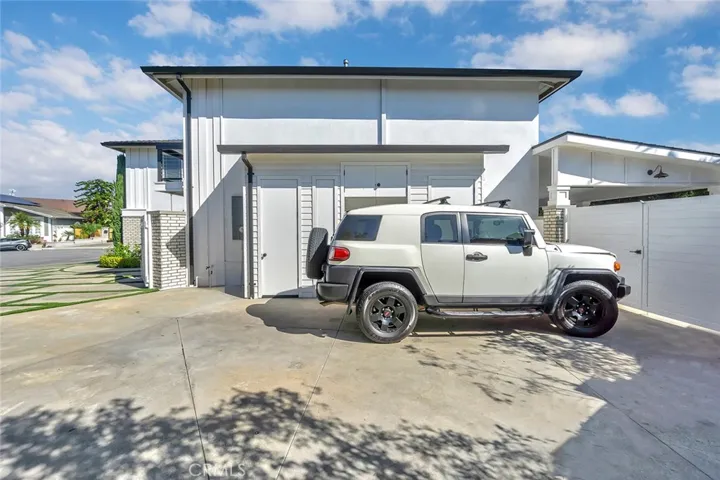 4340 Guava Avenue, Seal Beach, California 90740