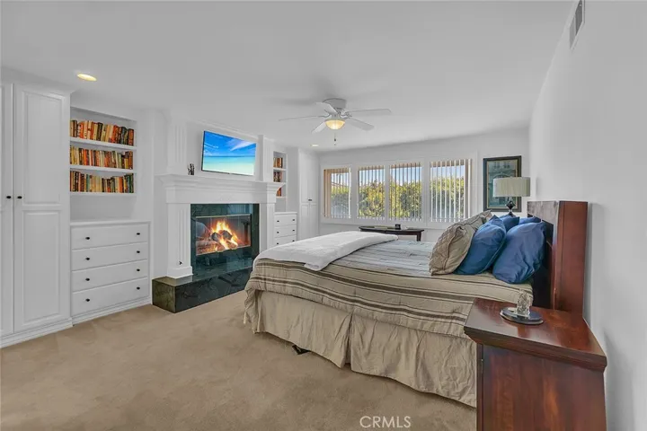 4340 Guava Avenue, Seal Beach, California 90740
