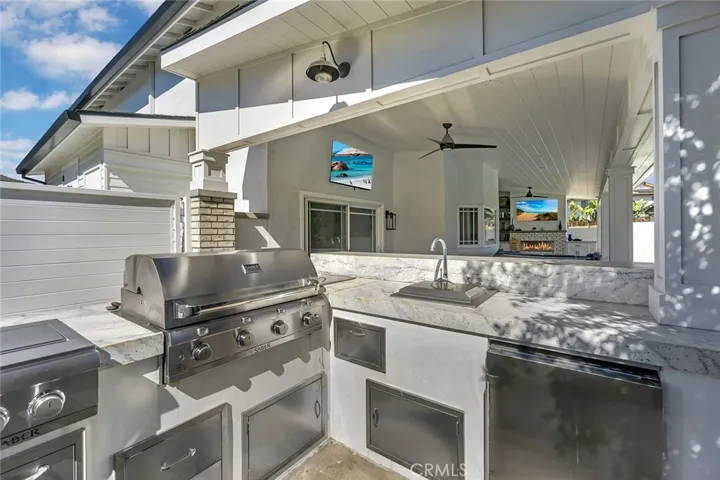 4340 Guava Avenue, Seal Beach, California 90740