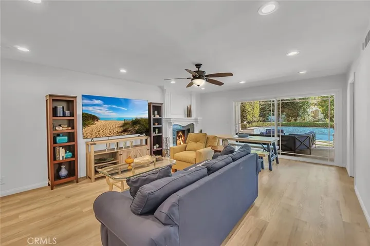 4340 Guava Avenue, Seal Beach, California 90740