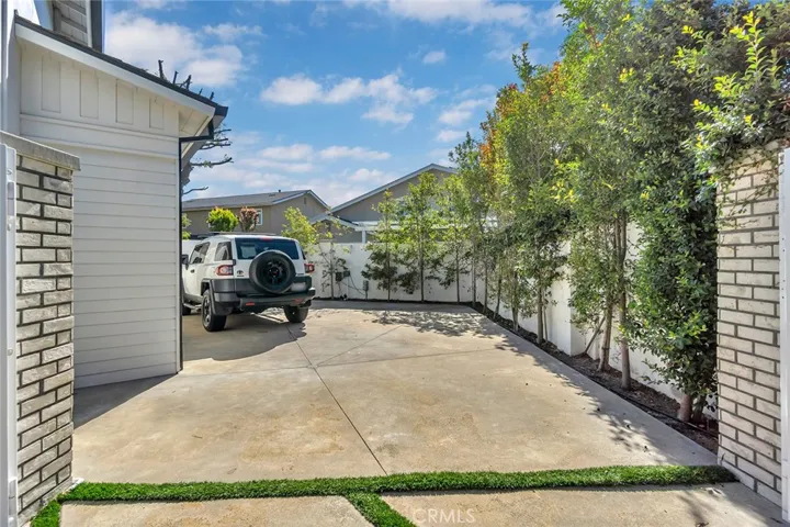 4340 Guava Avenue, Seal Beach, California 90740