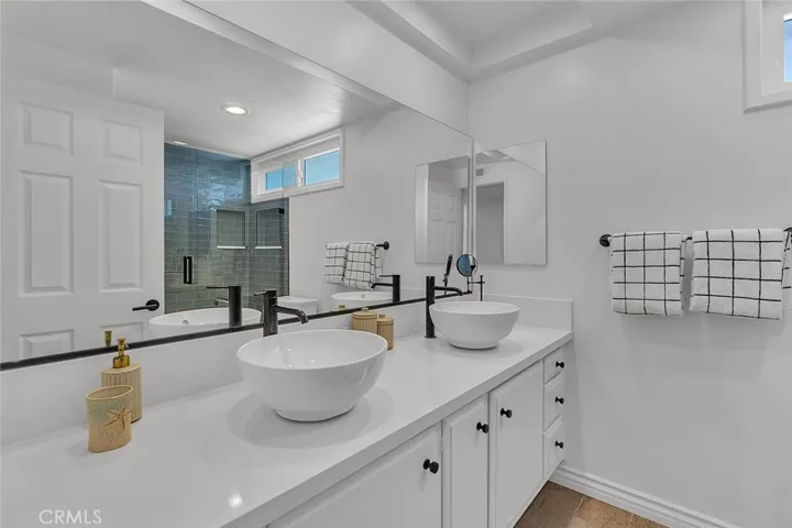 4340 Guava Avenue, Seal Beach, California 90740