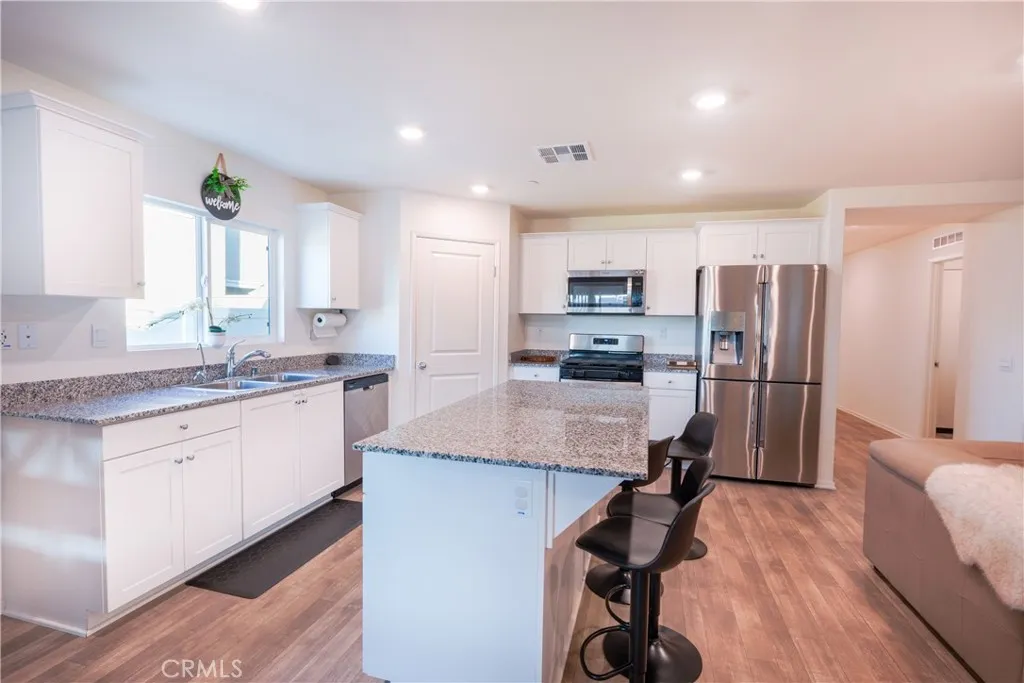 1548 Scarlet Sage Drive, Perris, California 92571 home-pic-6