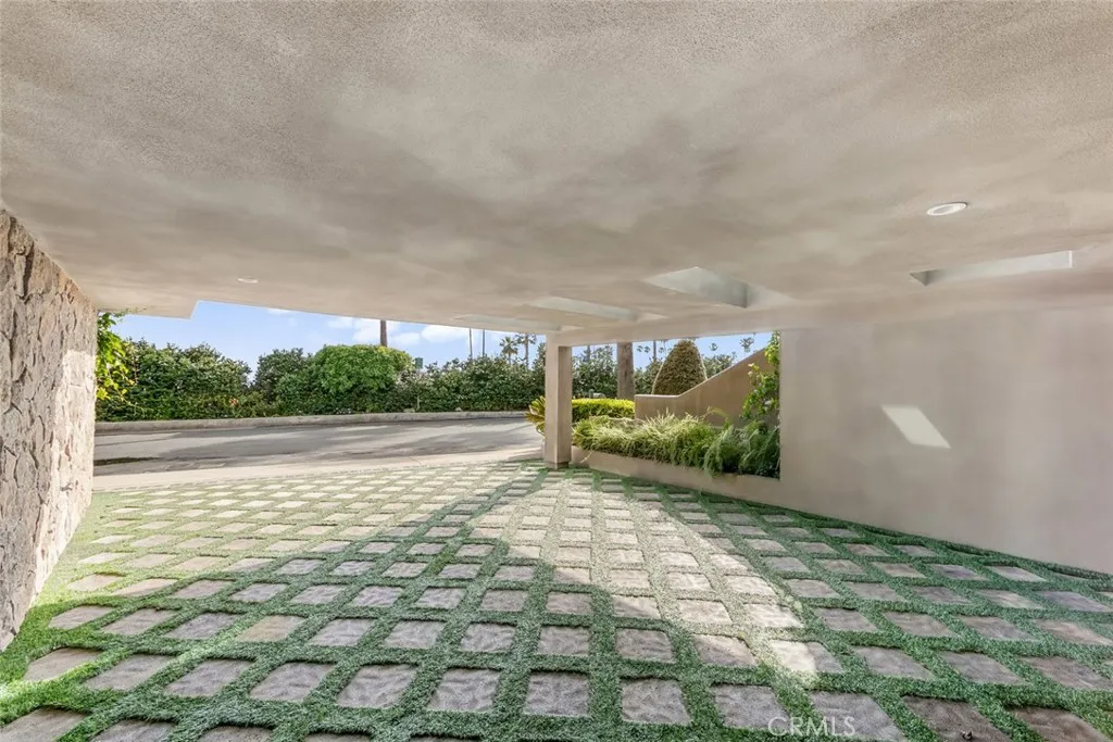 3130 Breakers, Corona Del Mar, California 92625 home-pic-39