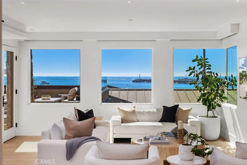 3130 Breakers, Corona Del Mar, California 92625 home-pic-14