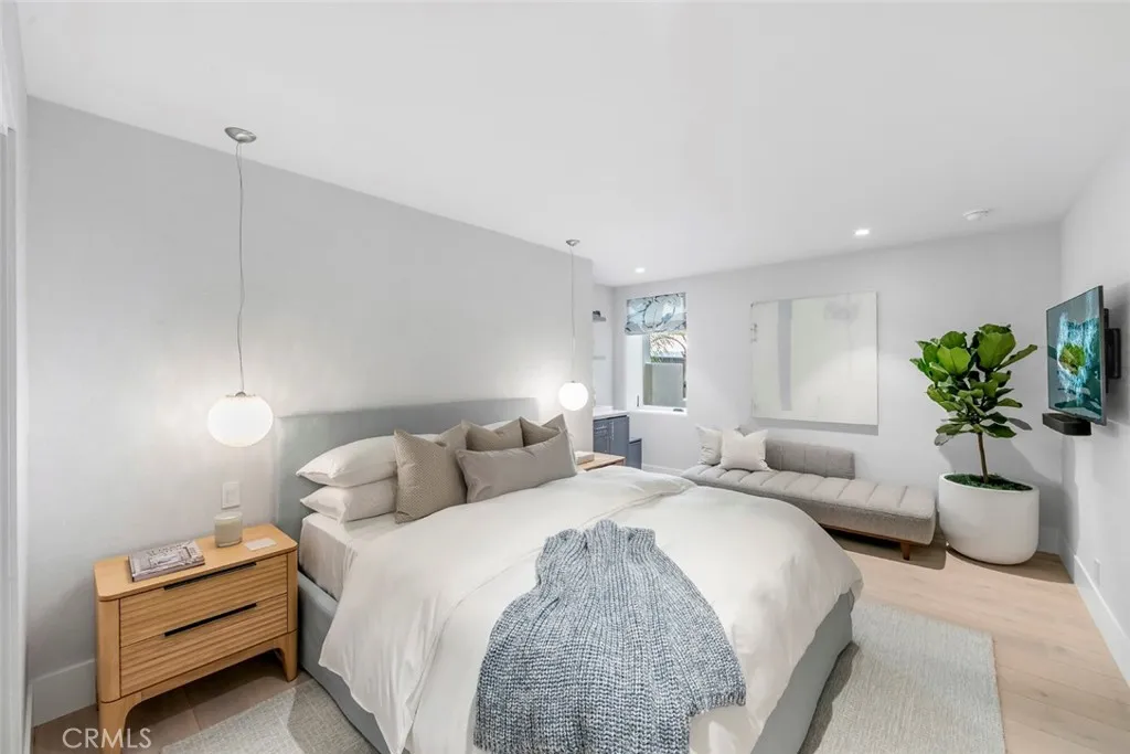 3130 Breakers, Corona Del Mar, California 92625 home-pic-35