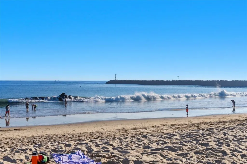 3130 Breakers, Corona Del Mar, California 92625 home-pic-45